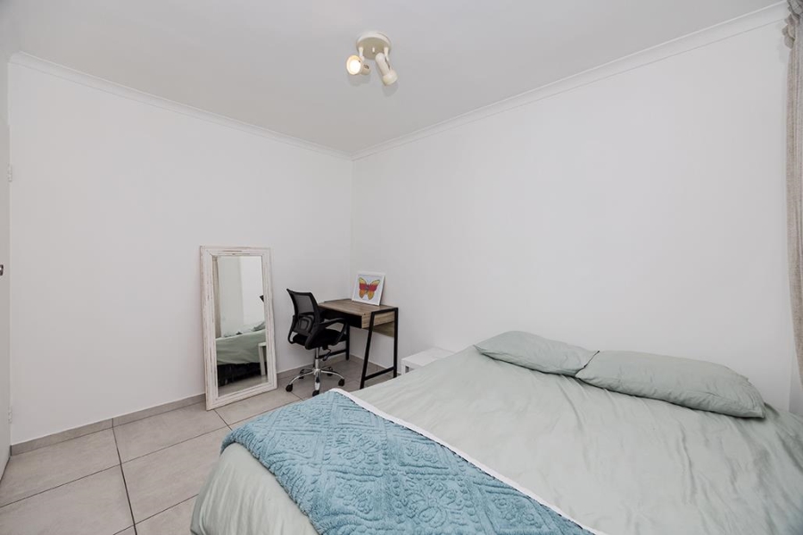 2 Bedroom Property for Sale in Table View Western Cape